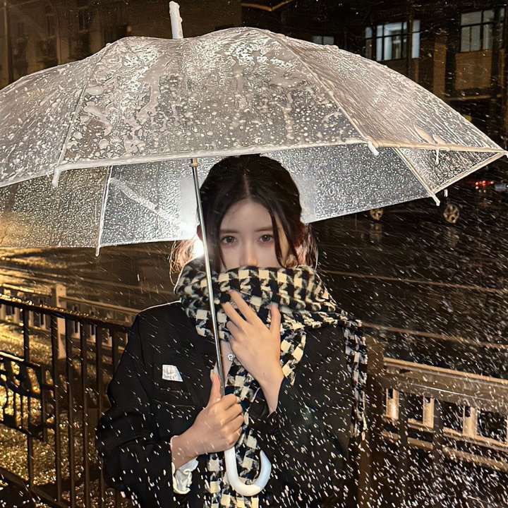 女孩年轻时所遭受的苦楚